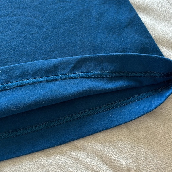 Lululemon Swiftly racerback tank for women in peacock blue - Picture 2 of 3